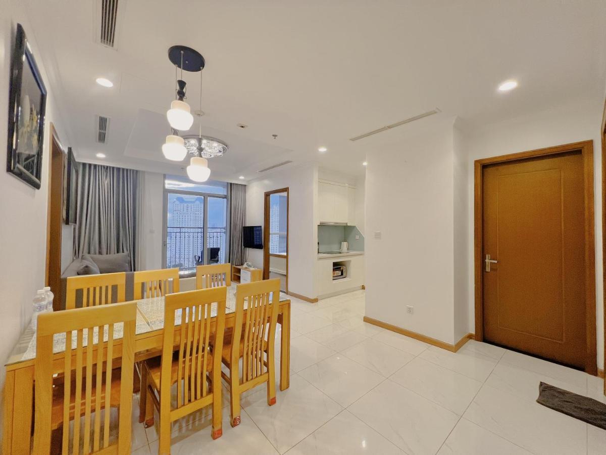 Homes By Christine - Vinhomes Central Park ホーチミン市 エクステリア 写真