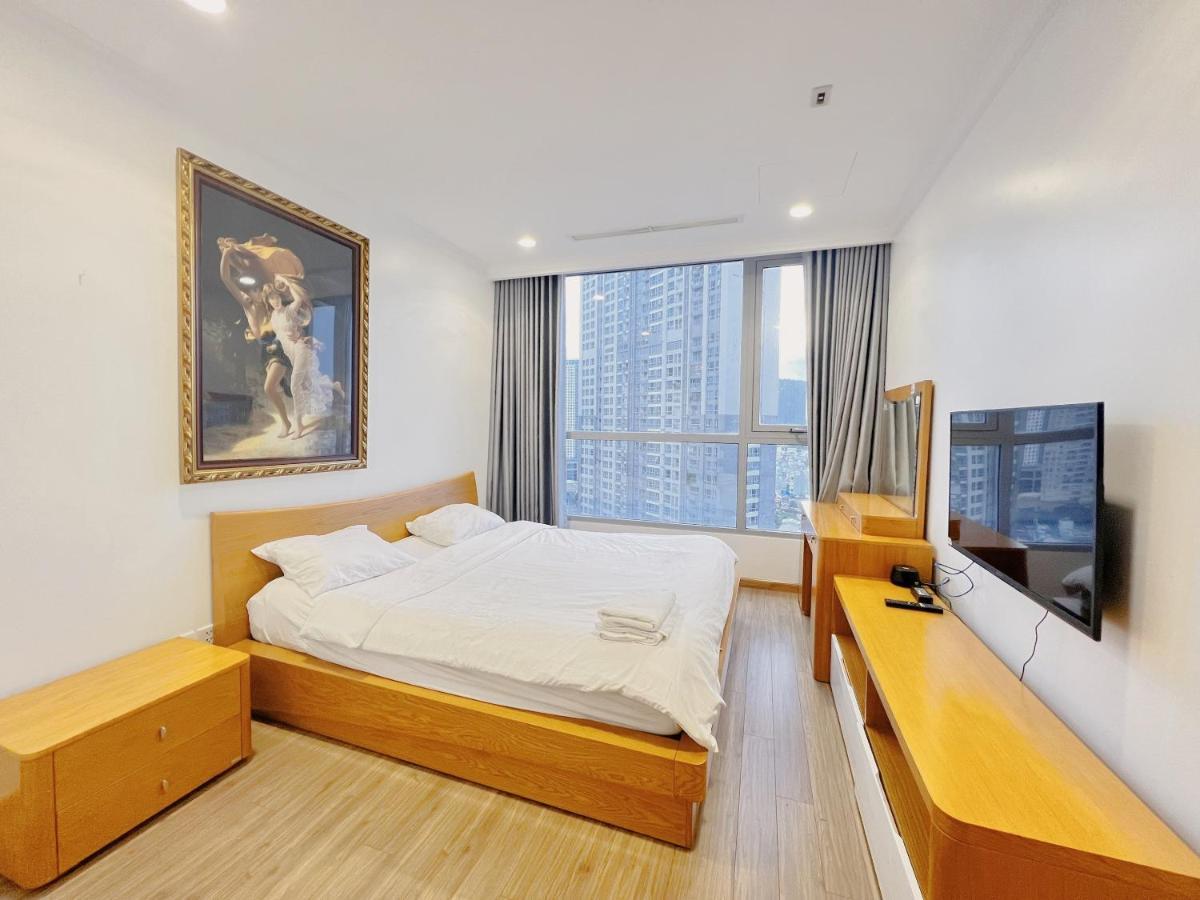 Homes By Christine - Vinhomes Central Park ホーチミン市 エクステリア 写真