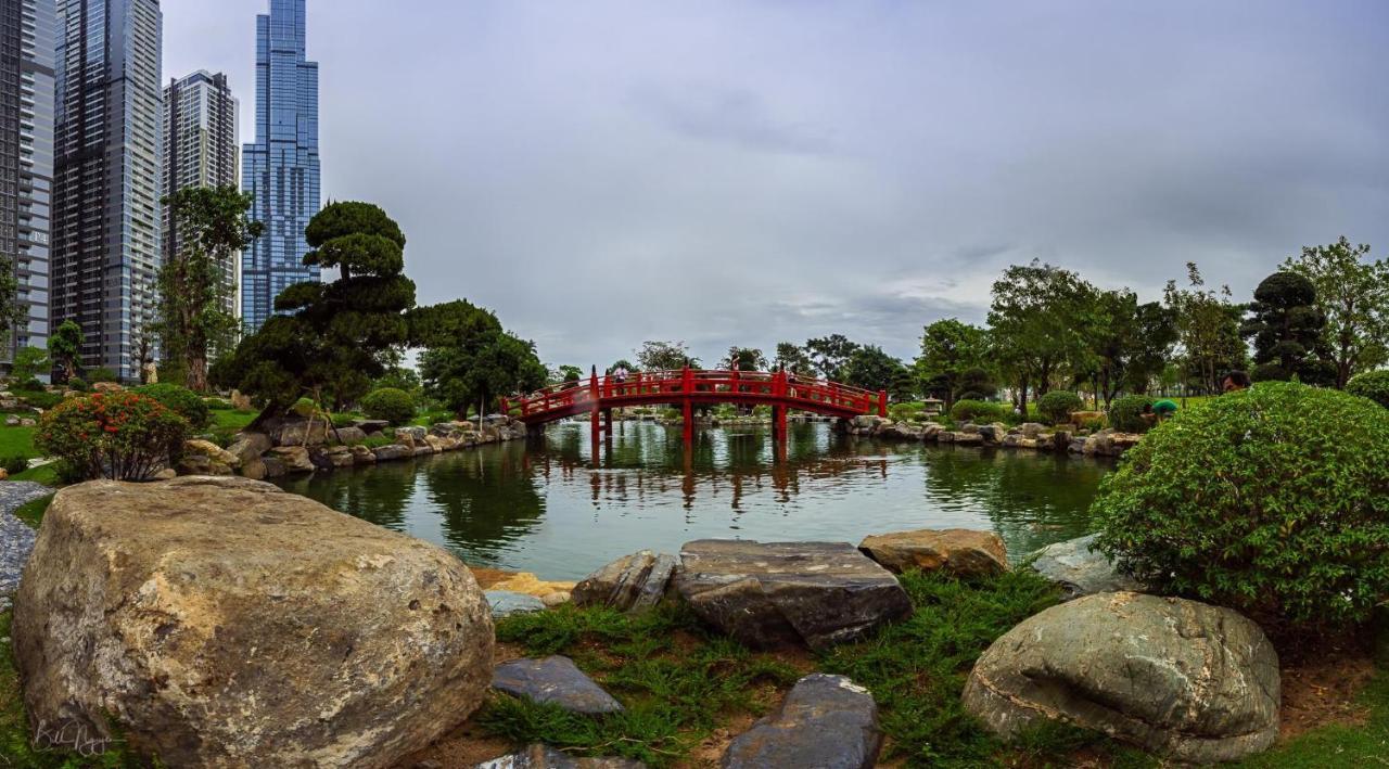 Homes By Christine - Vinhomes Central Park ホーチミン市 エクステリア 写真
