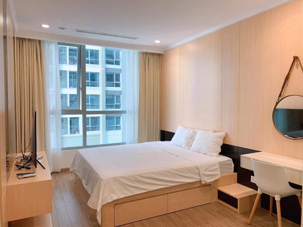 Homes By Christine - Vinhomes Central Park ホーチミン市 エクステリア 写真