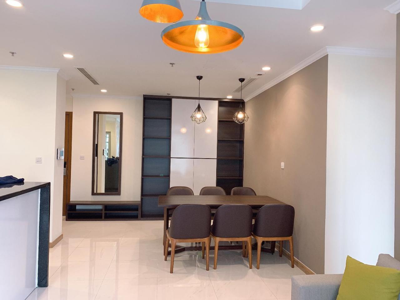 Homes By Christine - Vinhomes Central Park ホーチミン市 エクステリア 写真