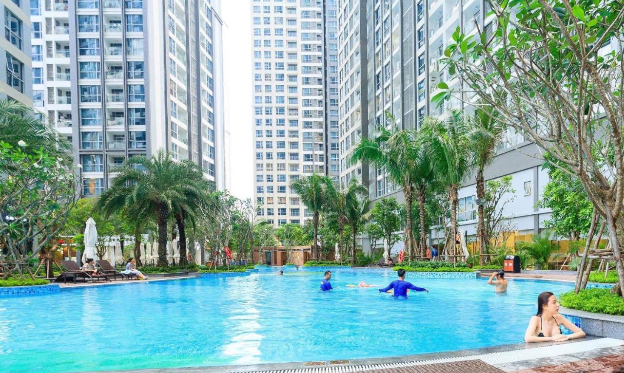 Homes By Christine - Vinhomes Central Park ホーチミン市 エクステリア 写真