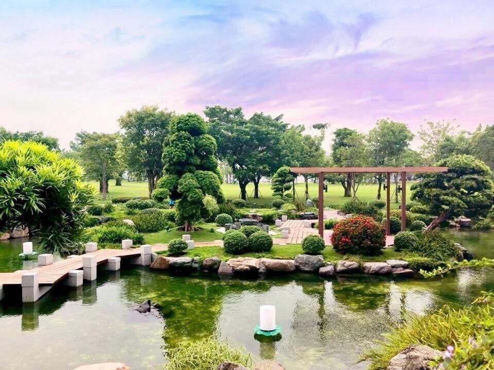 Homes By Christine - Vinhomes Central Park ホーチミン市 エクステリア 写真