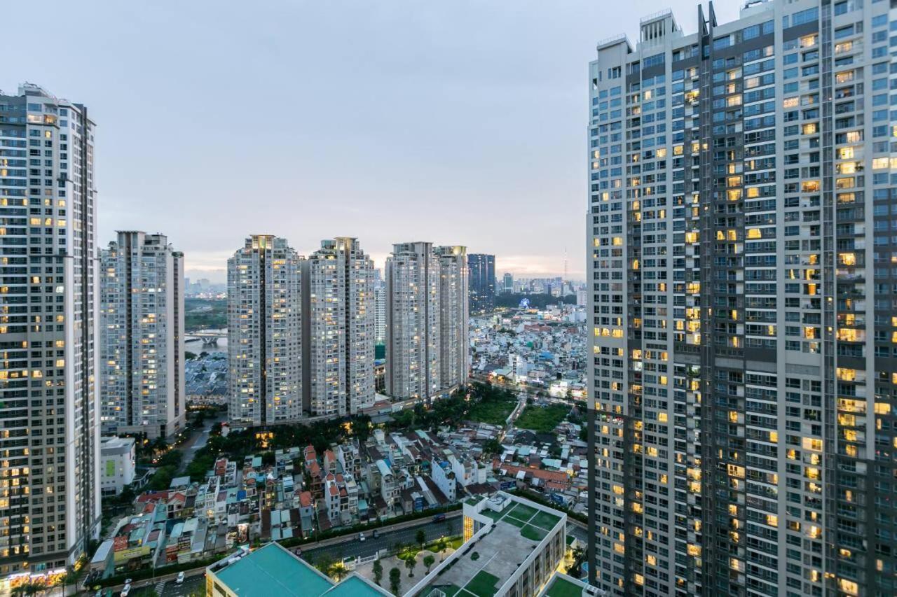Homes By Christine - Vinhomes Central Park ホーチミン市 エクステリア 写真